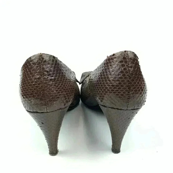 Canessa womens heels size 8 AA brown snakeskin bow vintage 80s - Picture 3 of 15